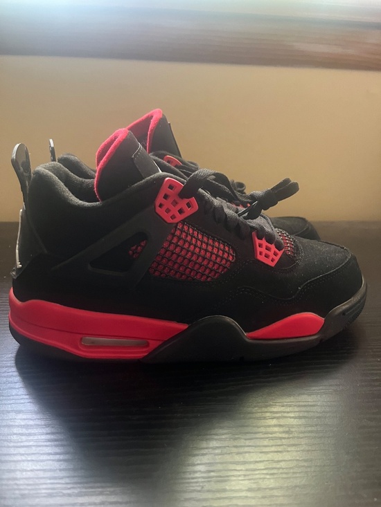 SIZE 7 MEN - Air Jordan 4 Retro Red Thunder